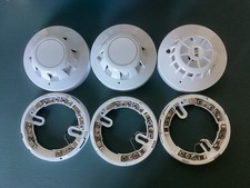 2 X Apollo Series 65 Optical Smoke Detector + 1 x Apollo Series 65 Heat Detector
