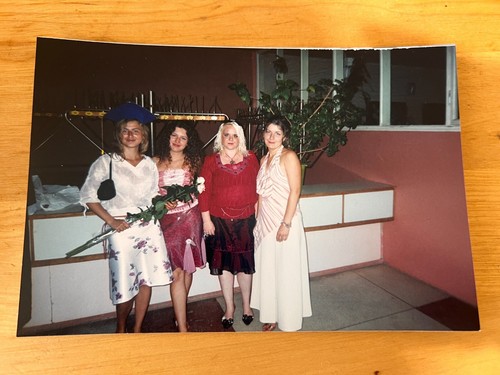 1990s curly woman - woman, women