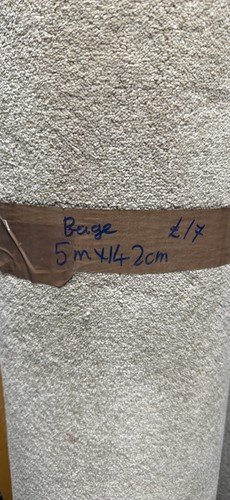 Carpet offcut beige 142cm - x,