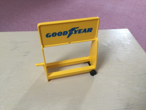 Playmobil good year - tyre, stand