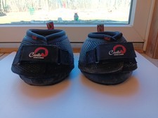 LIGHTLY USED Cavallo Trek Hoof