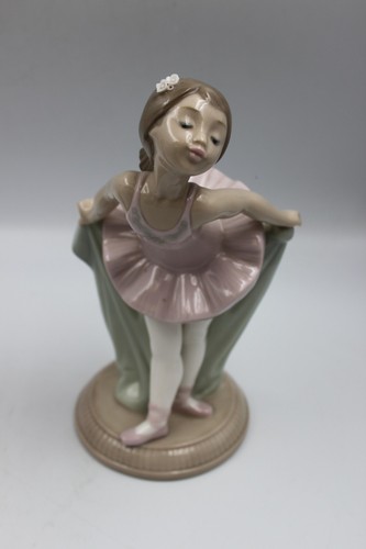 Nao lladro porcelain - nao,