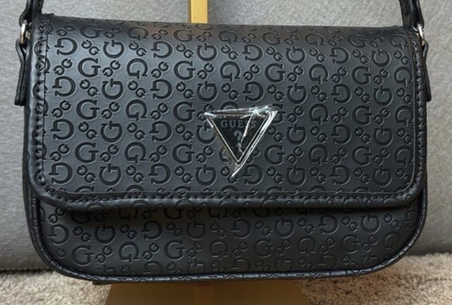 Guess medium debossed - guess,
