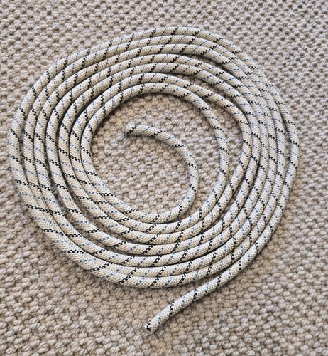 Climbing rope a - &, half