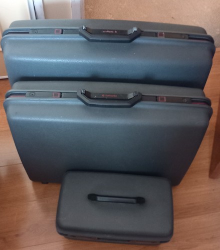 Vintage grey samsonite - grey,
