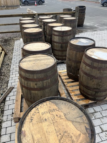 Reclaimed oak whisky - oak,