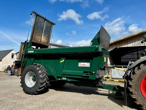 Richard western d4100 - richard, rear