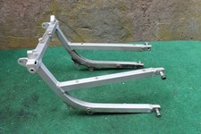 16806 Suzuki GSXR600 W SRAD 1998 Riders Seat Rear MIDDLE Sub Frame Chassis