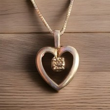 A Modest Neutral Shiny JC 925 Sterling Silver Love Heart Necklace 
