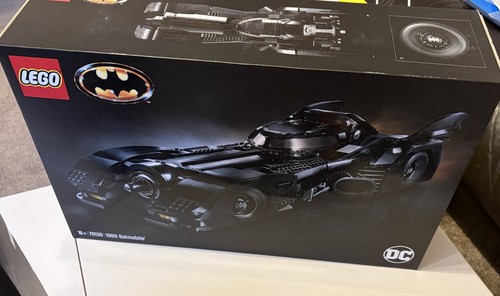 Lego batman 1989 ucs batmobile - batman,