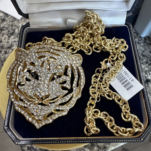 Gold tone austrian crystal - tone,