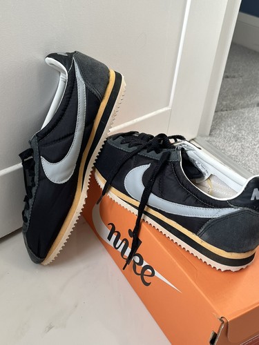Nike cortez 5 old - 8.5,