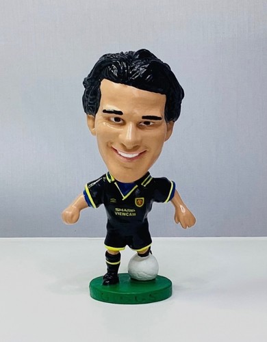 Non corinthian ryan giggs - non,