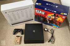 BOXED PS4 PLAYSTATION 4 PRO