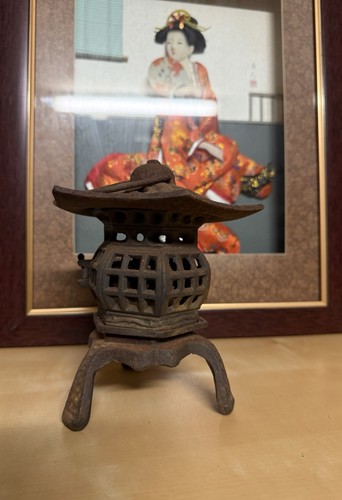 Vintage cast iron japanese - cast,