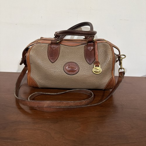 Dooney bourke awl signature - &,