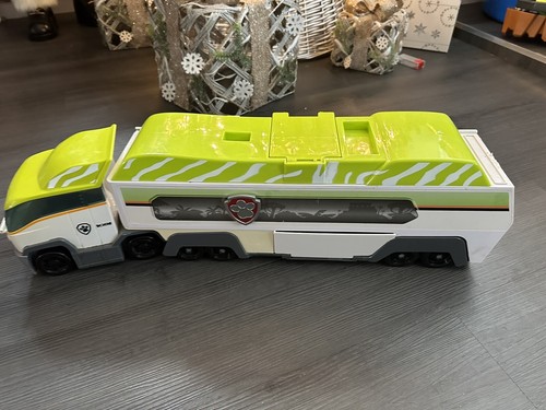 Huge paw patrol - paw,
