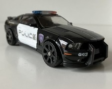 Transformers Studio Series Deluxe Class Barricade action figure 2007