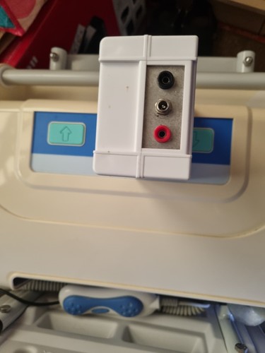 Easy2bathe bath lift used - bath, no