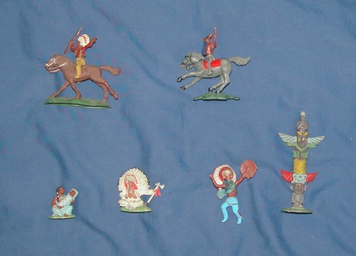 Plastic toy indians - ,, various