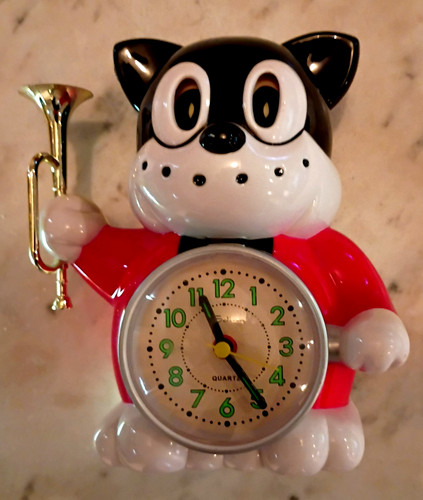 Norakuro quartz speak cat - speak,