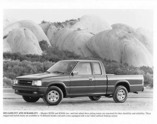 1993 mazda b2200 press - mazda, photo
