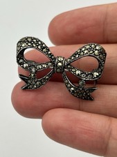 Vintage Silver-Tone Bow Brooch