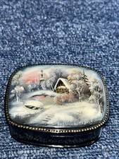 Vintage Fedoskino Russian