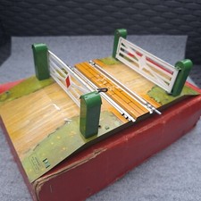 Hornby Trains O Gauge No 1 Tin Level Crossing N0 42320 Boxed