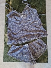 Pretty Underwear Set. M&S, Limited Collection. Blue & White Flowers. Size 8.