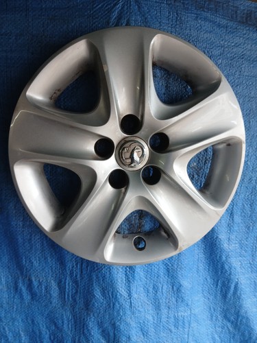 Vauxhall zafira wheel - 16",