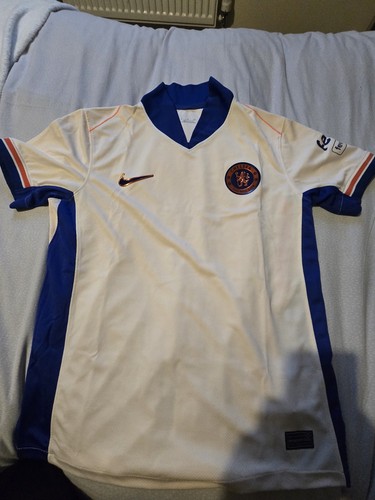 Chelsea away kit - away, size