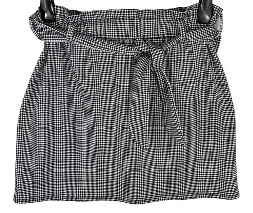 New look black white - new,
