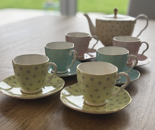 Wedgewood polka dot harlequin - polka,