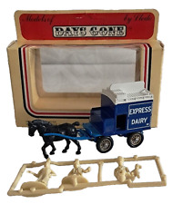 LLEDO DAYS GONE HORSE DRAWN MILK FLOAT EXPRESS DAIRY DIECAST BOXED DC2 000A