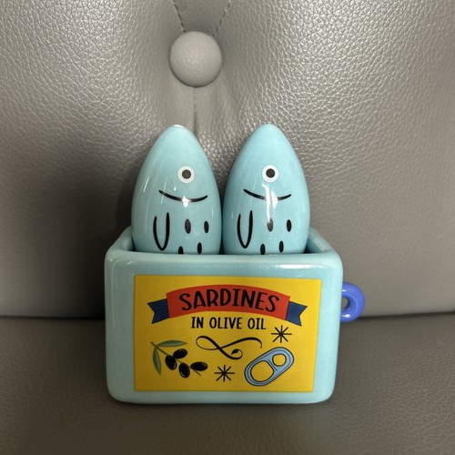 Sardined themed salt and - ,