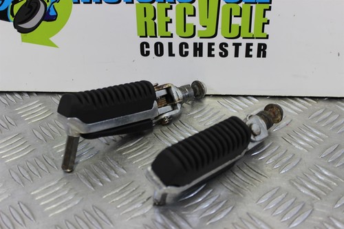 Suzuki gsxr 1000 footrests - suzuki,