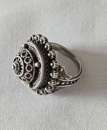 Vintage 800 silver poison ring - vintage,