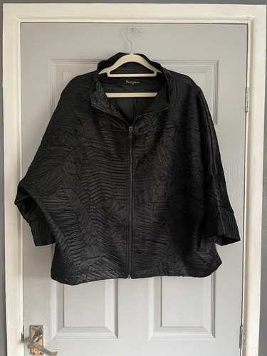 Frank usher black - black, textured