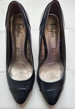 Marks and Spencer Footglove