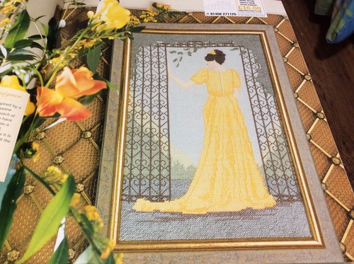 D40 spring lady cross - lady,