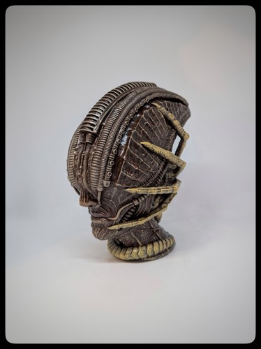 Alien head facehugger resin - head,