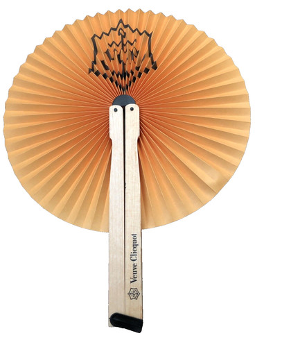 Veuve clicquot champagne - veuve,