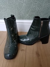 Ladies Size 5 Topshop Green