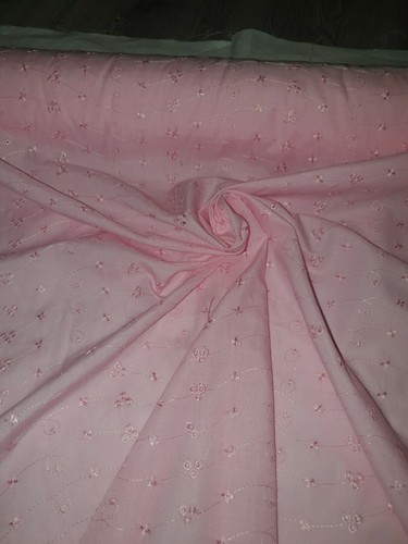 Baby pink broderie - 1m,