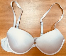 Calvin Klein White Underwire T-Shirt Bra 34B £38 When new Bargain!