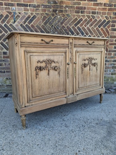 Bleached walnut french - walnut,
