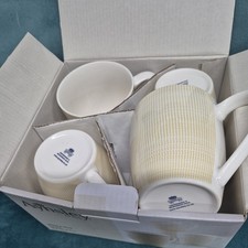 Aynsley Spots and dots Mugs