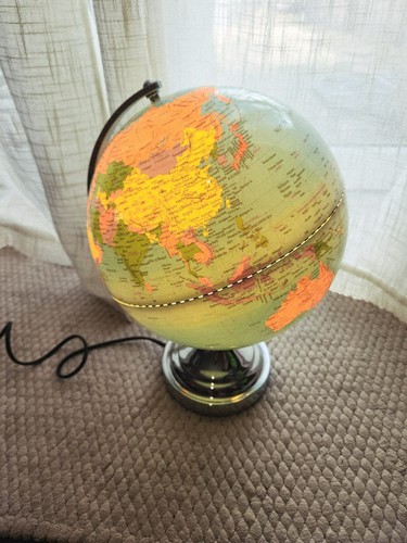 The range illuminated world - illuminated,