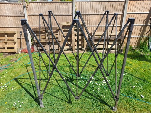 Black foldable tuff - foldable,